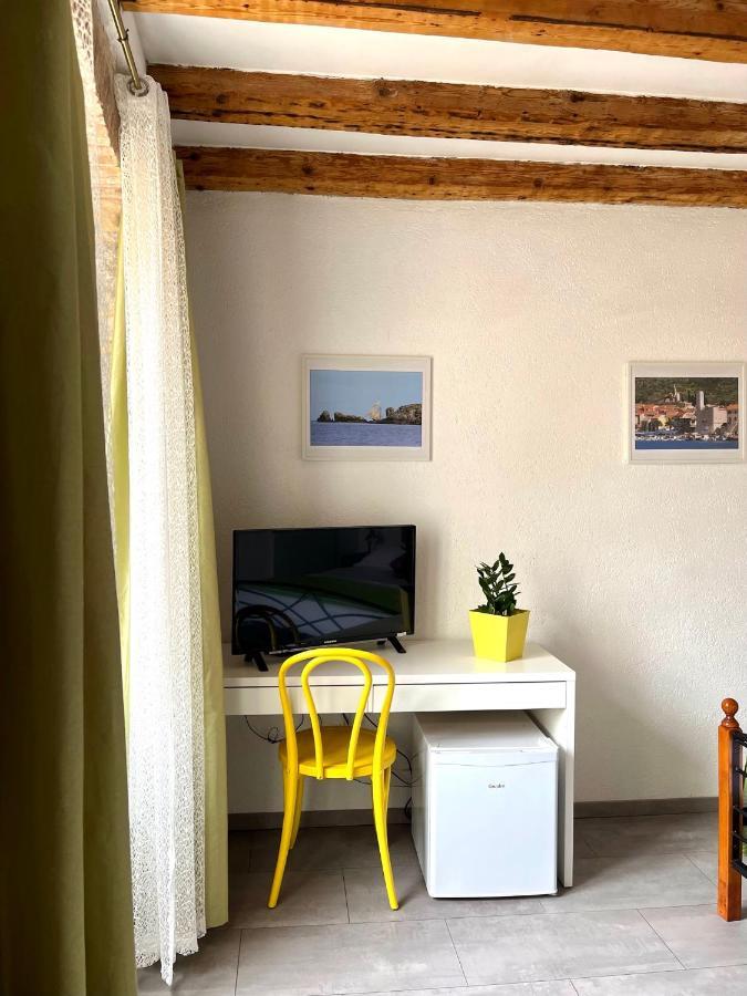 Hotel Val Comeza Komiža Exteriér fotografie
