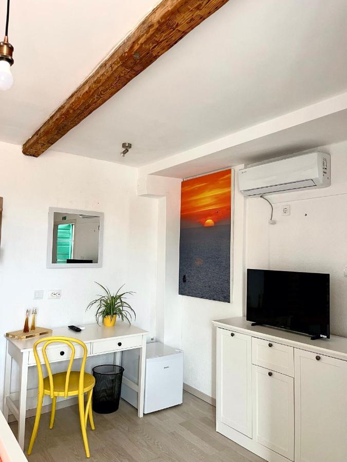 Hotel Val Comeza Komiža Exteriér fotografie