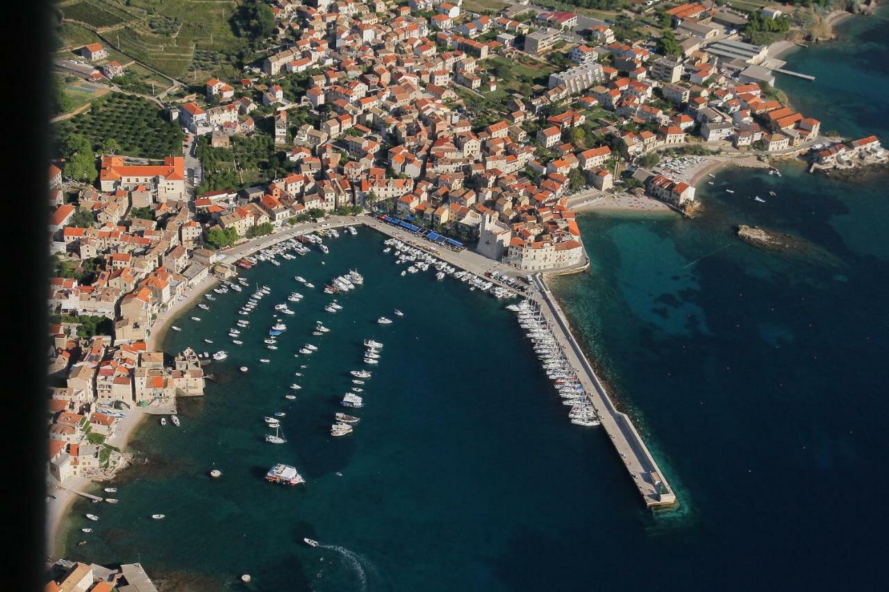 Hotel Val Comeza Komiža Exteriér fotografie