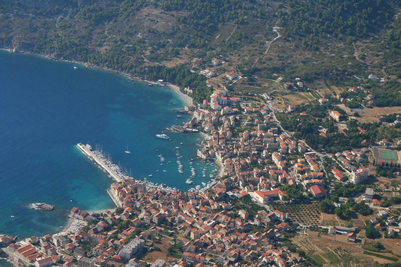 Hotel Val Comeza Komiža Exteriér fotografie