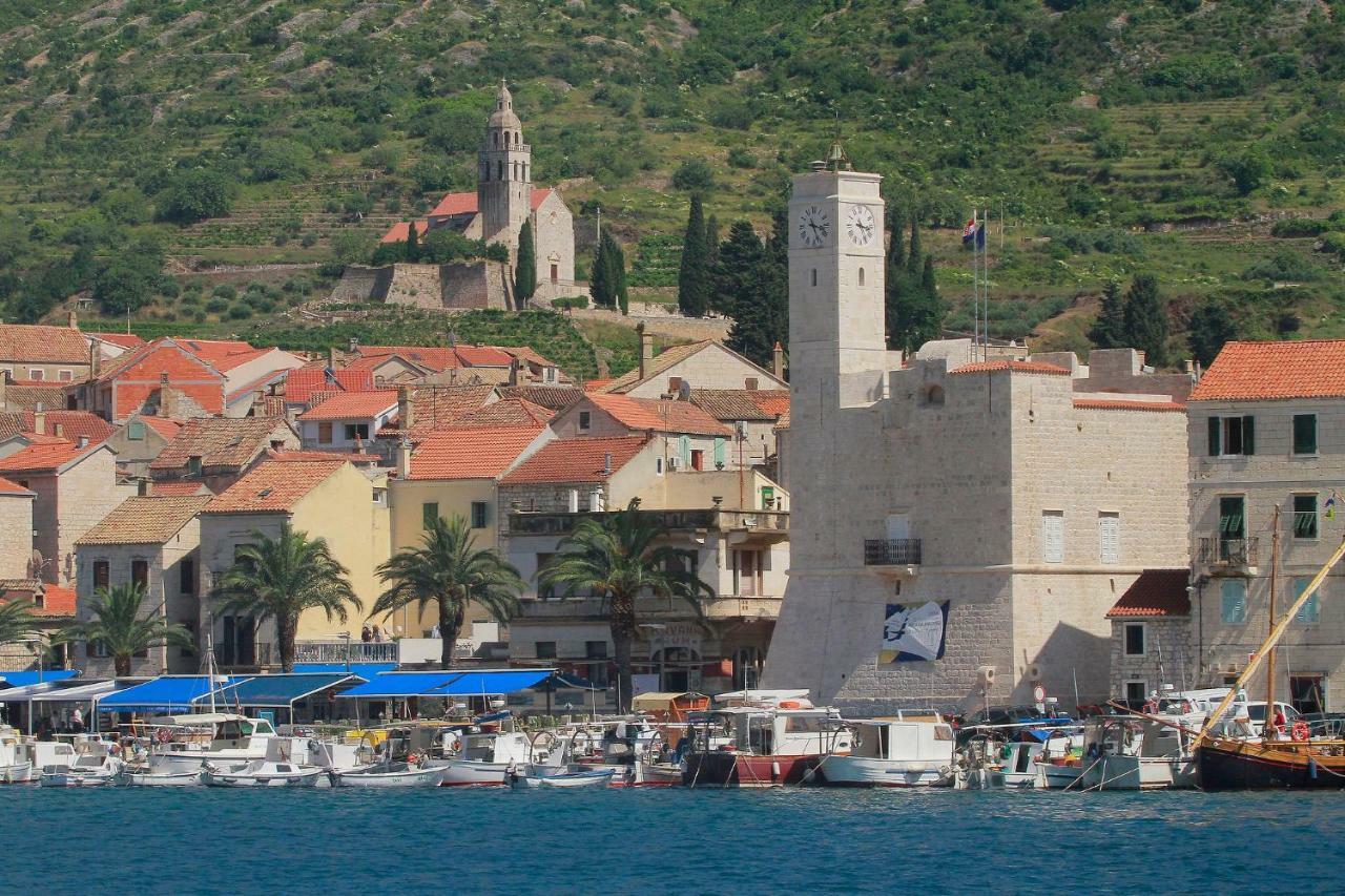 Hotel Val Comeza Komiža Exteriér fotografie