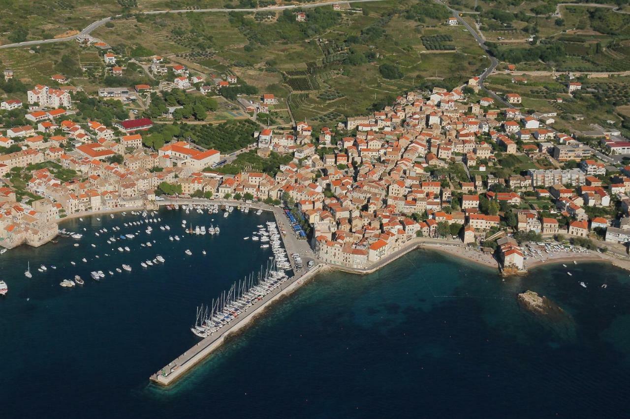 Hotel Val Comeza Komiža Exteriér fotografie