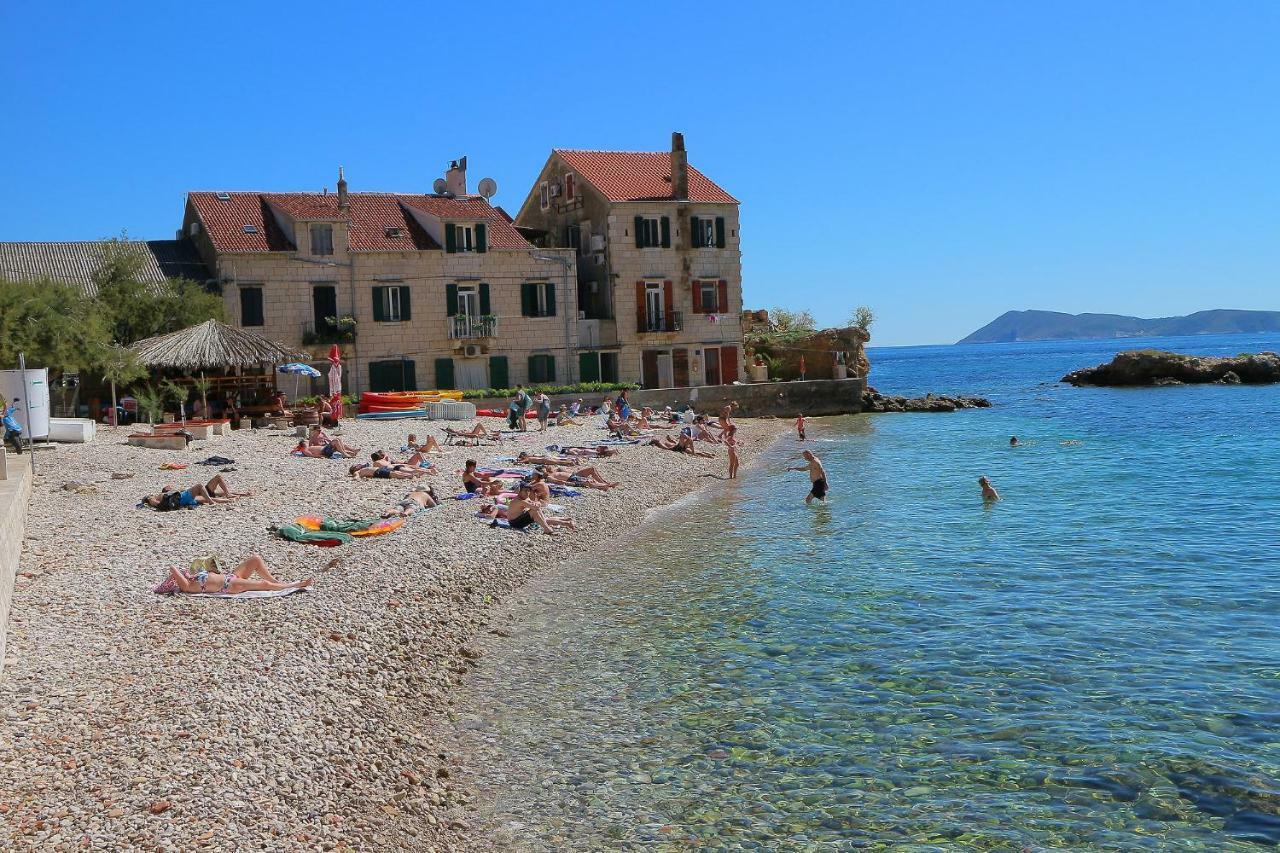 Hotel Val Comeza Komiža Exteriér fotografie