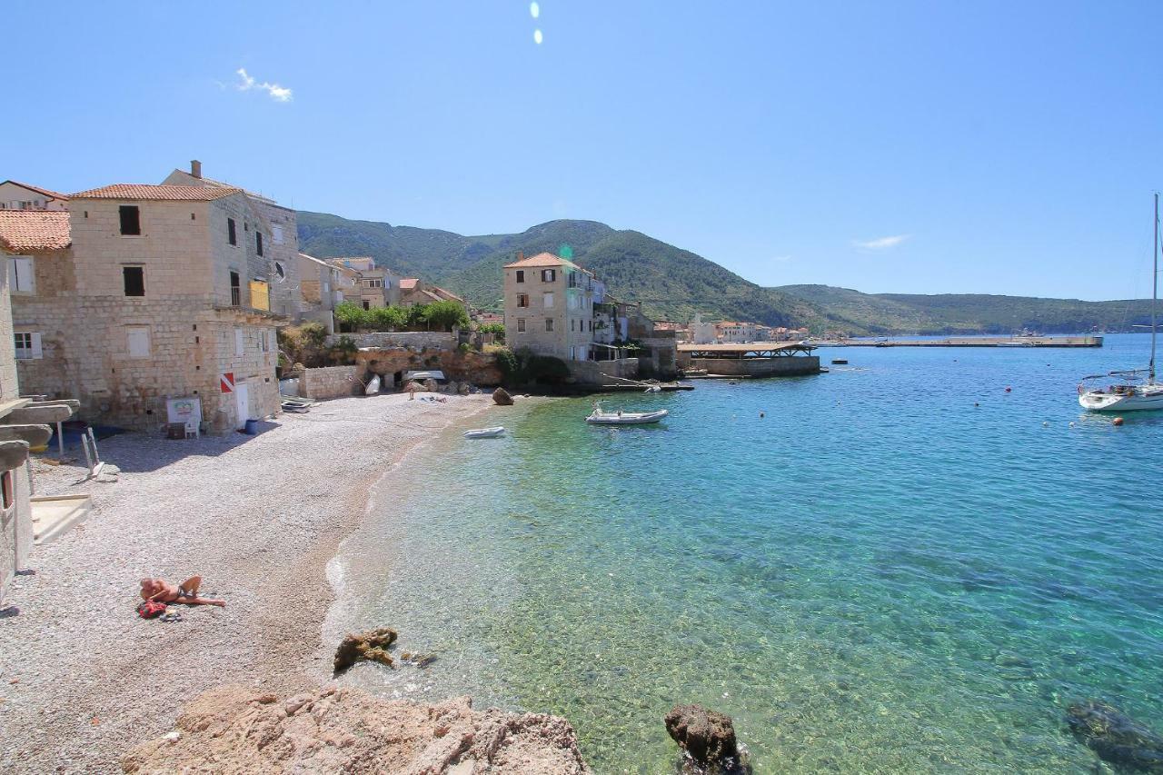 Hotel Val Comeza Komiža Exteriér fotografie